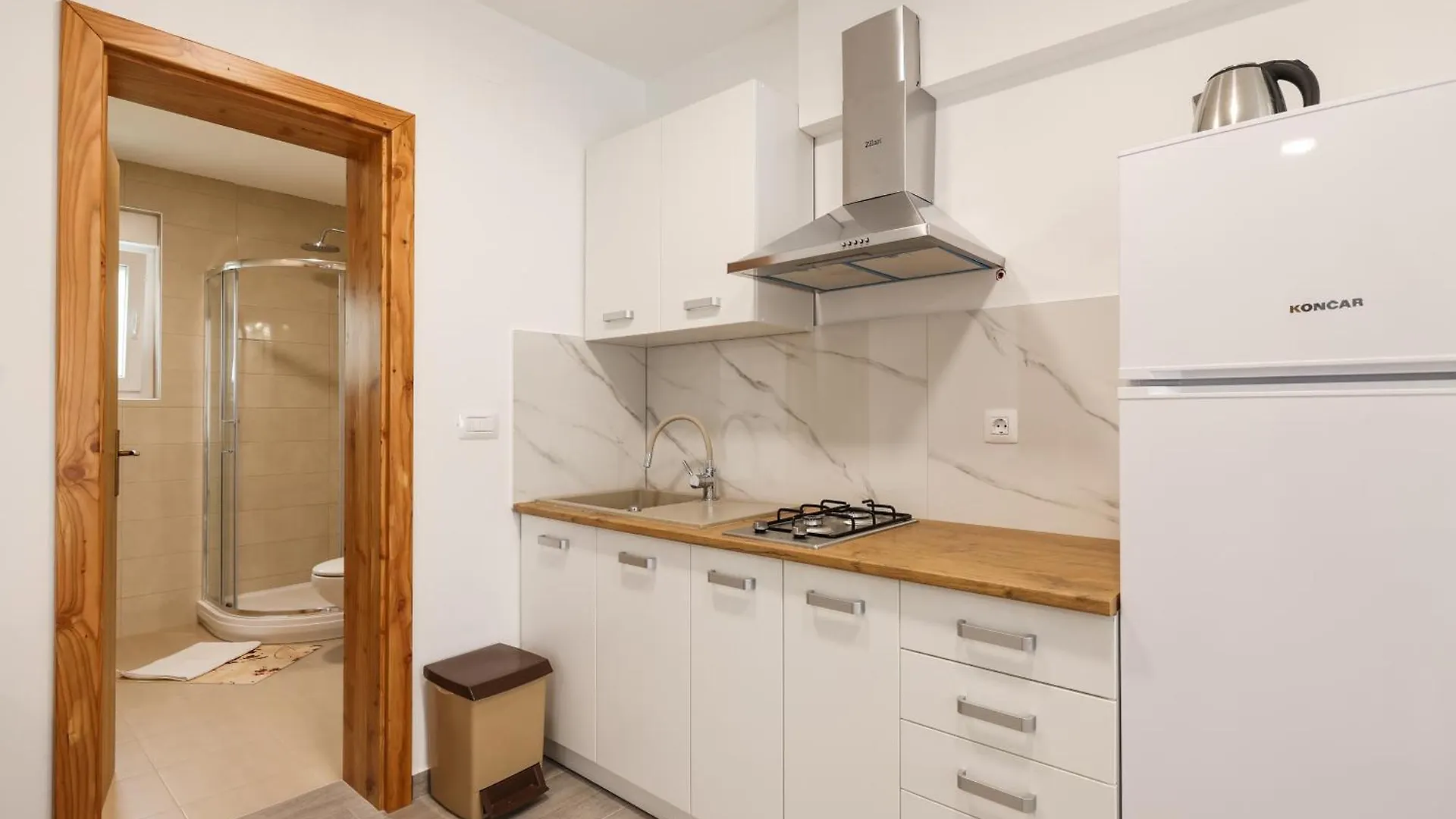 Apartments Kika Nin