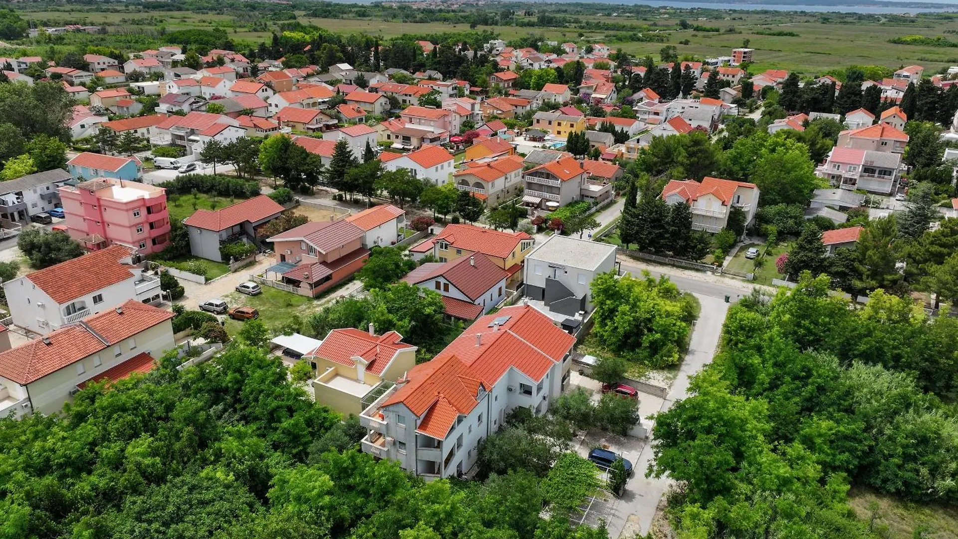 Apartments Kika Nin